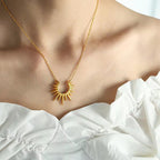 JEWELRY XL35 2024 Sun Collarbone Chain Premium Feeling 18K Gold Stainless Steel Necklace for Women Hundred