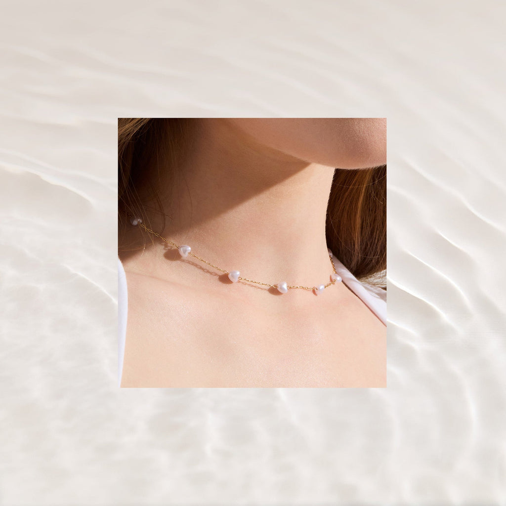 Pearl Embrace Necklace